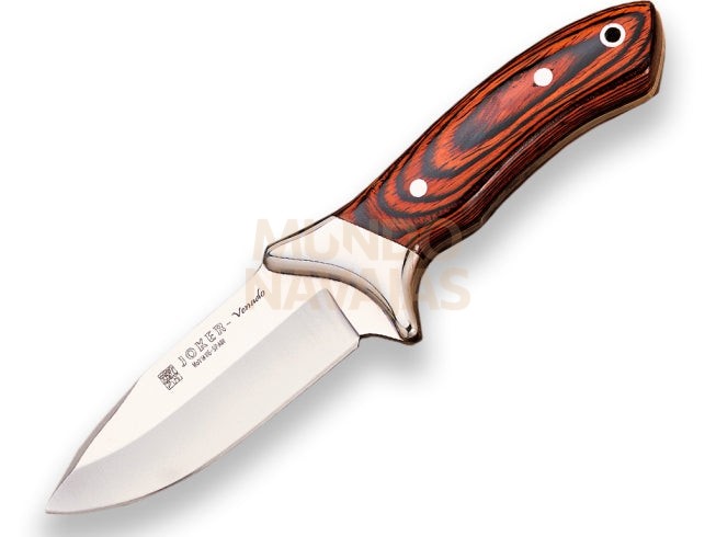 Cuchillo desollador Joker Venado, virola inox, cachas madera roja, hoja de 7,5 cm.funda...