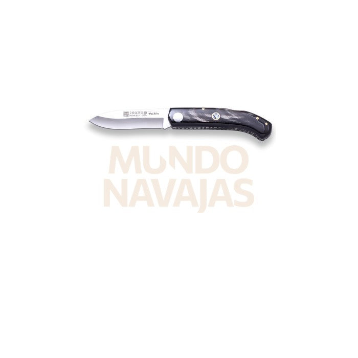 Navaja deportiva Joker Pachon, con cachas en asta de bufalo e incrustacion de mosaico...