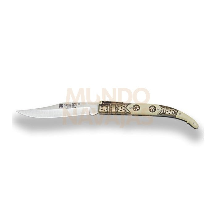 Navaja clasica con puño de zamak decorado y hoja 8 cm