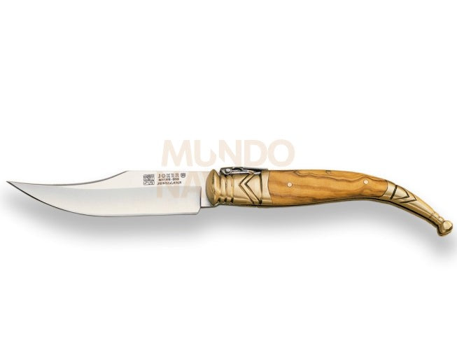 Navaja clásica sevillana con virola de latón puño madera de olivo y hoja 11 cm.